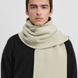 Extreme Cashmere No 390 Lasso Scarf in Cream