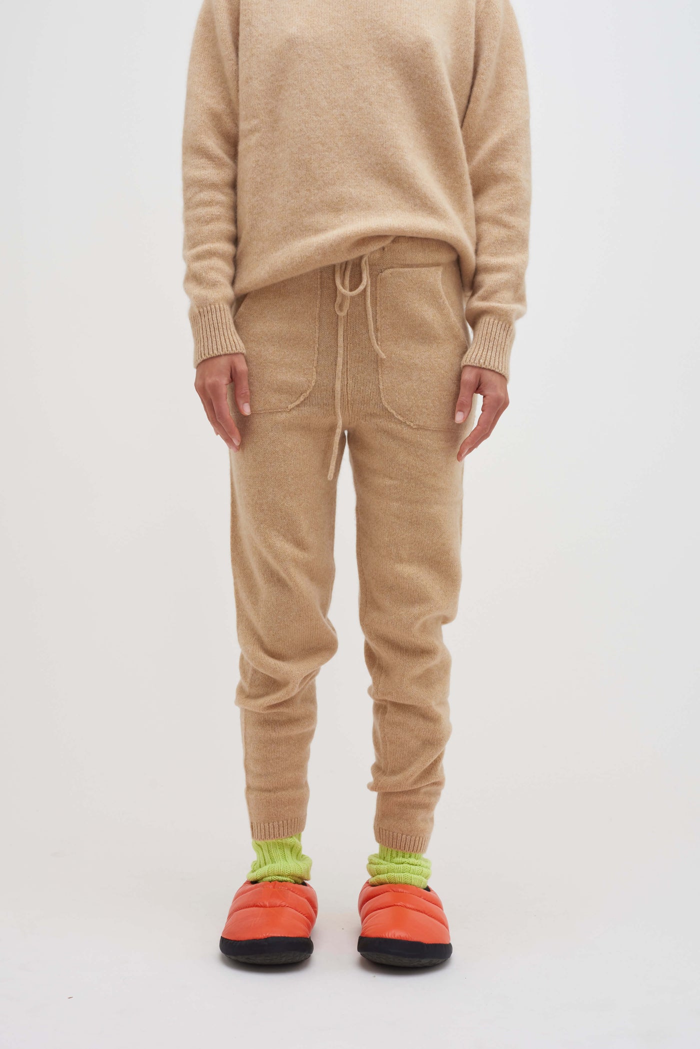 The-Elder-Statesman-Lounge-Pants-Camel-Cashmere-Amarees