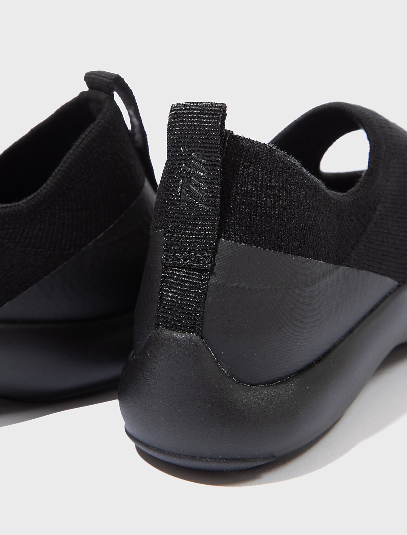 Tabi Sandal