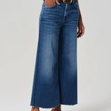 Lyra Wide Leg Crop in Ambry