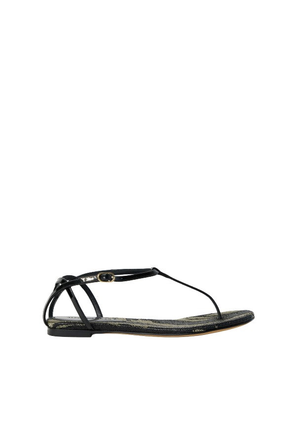 Alexa Wagner Kim Sandal