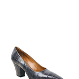 Alexa Wagner Eel Pam Pump