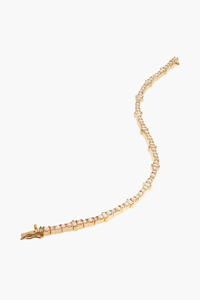 Ileana-Makri-18K-Yellow-Gold-Diamond-Rivulet-Spread-Bracelet-Amarees