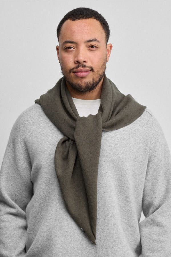 Extreme Cashmere No 150 Witch Scarf