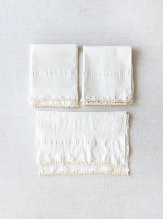 dosa-Niloufer-Hand-Towel-amarees