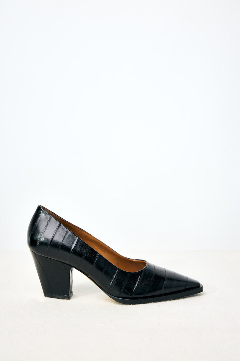 Pam Pump in Black Eel