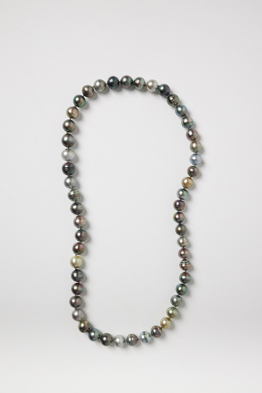 Black Pearl Strand