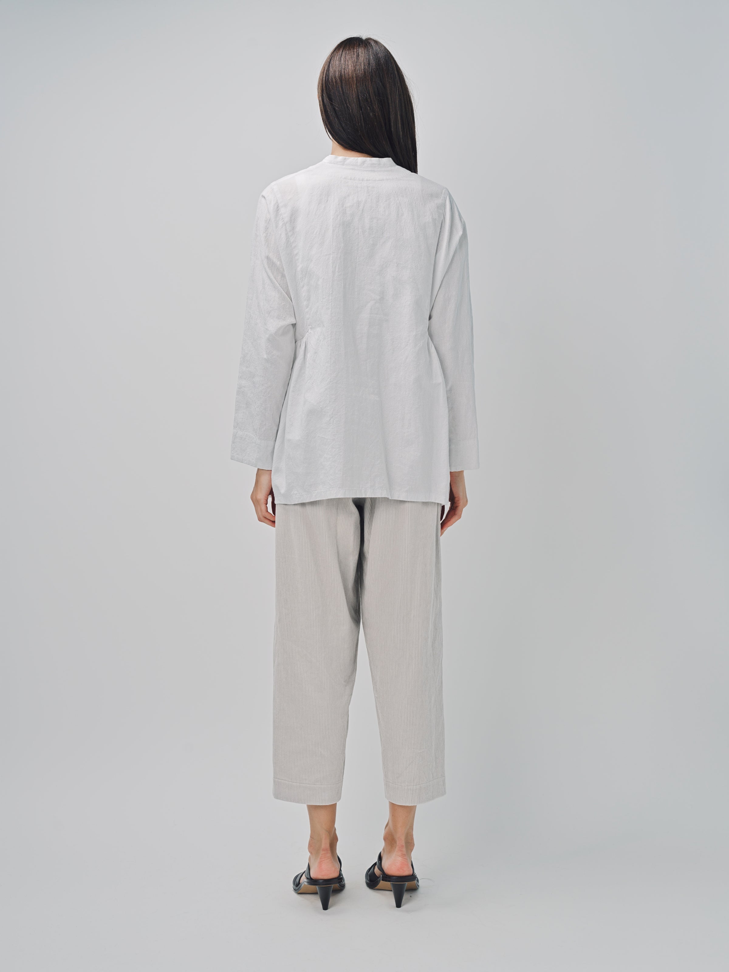 Arts & Science Side Gather Blouse White / 1