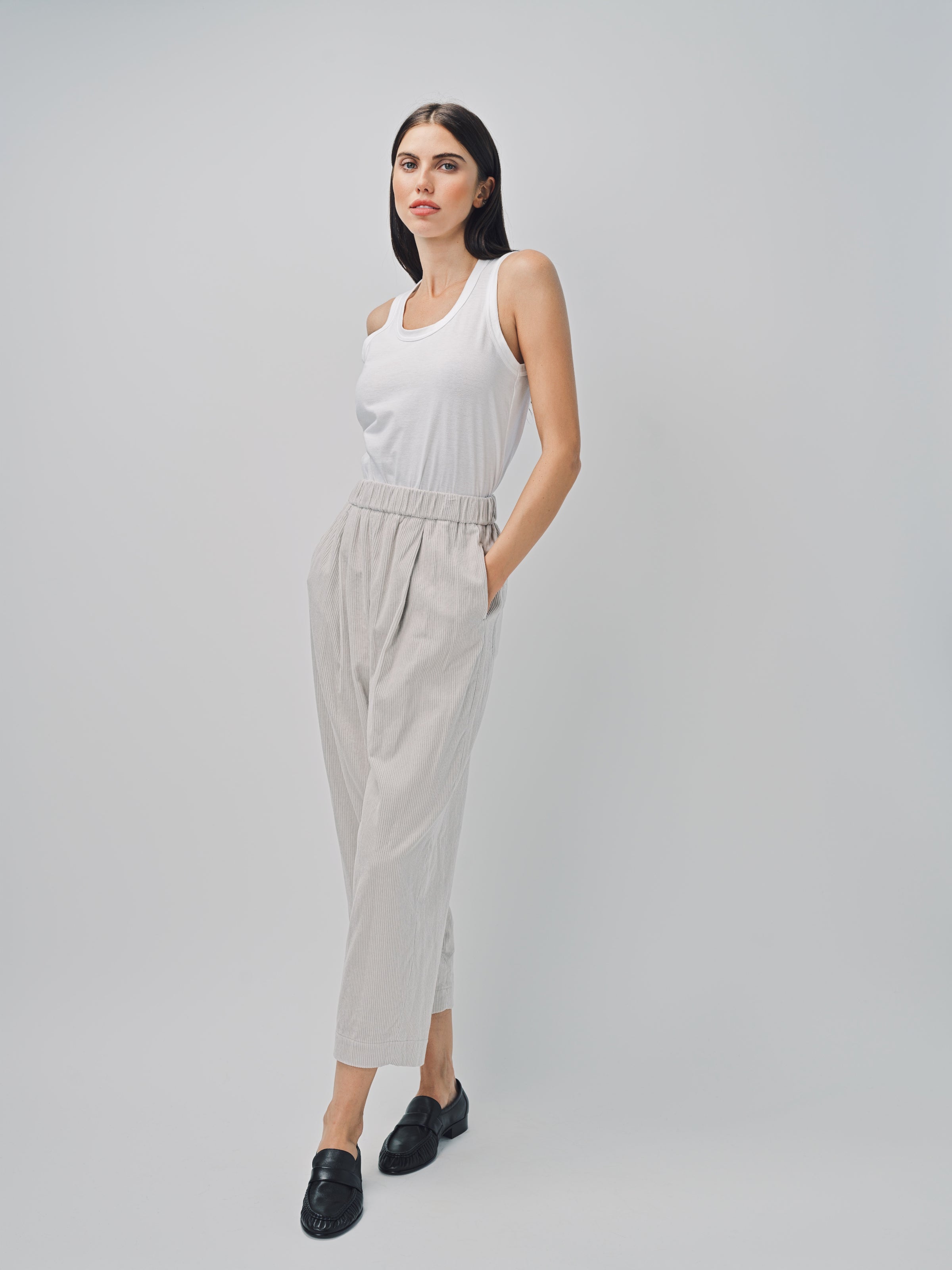 Arts & Science One Tuck Relaxed Pants Ivory / 0