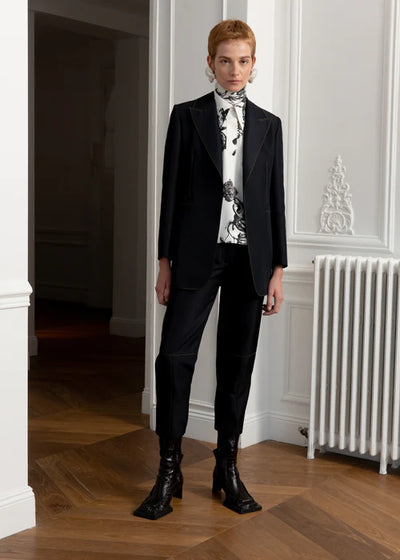 Maison-Rabih-Kayrouz-technico-cady-jacket-navy-amarees