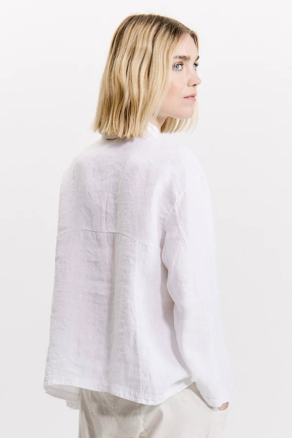 Linen shirt, comfort fit with shirt collar