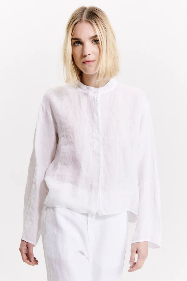 Linen over shirt