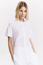 Round-neck, half-sleeved t-shirt
