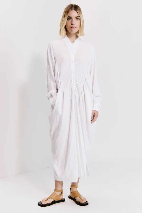 Long flared dress in viscose - White
