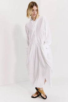 Long flared dress in viscose - White