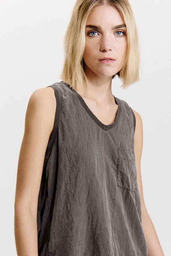 Silk blend comfort fit flared tank top - Mud