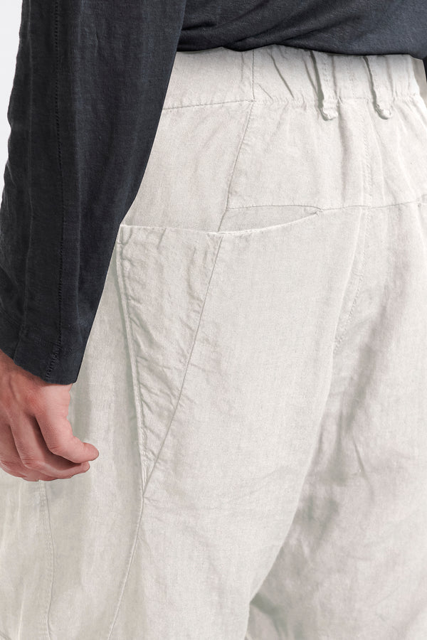 Loose fit linen trousers with front carter pockets