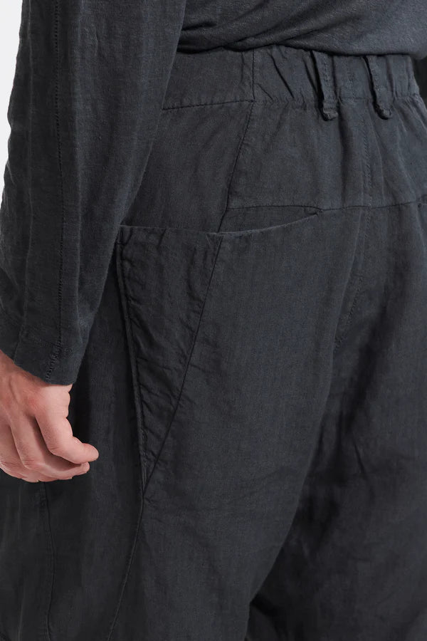 Loose fit linen trousers with front carter pockets