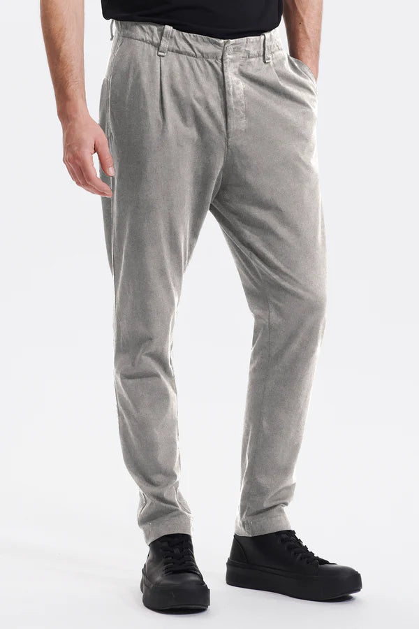 Loose fit chino trousers in heavy cotton jersey