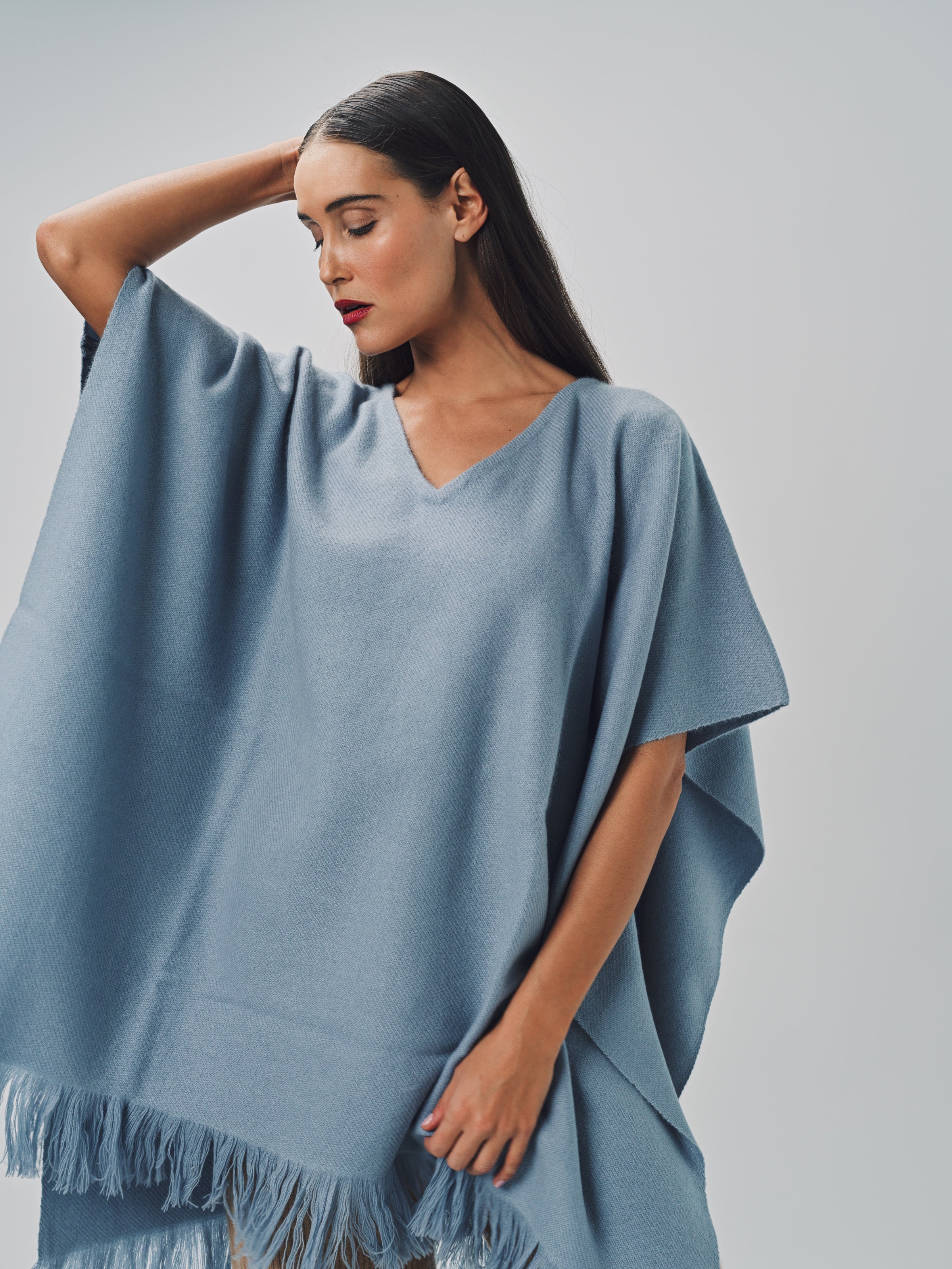 Denis Colomb Classic Poncho Tourmaline / One size