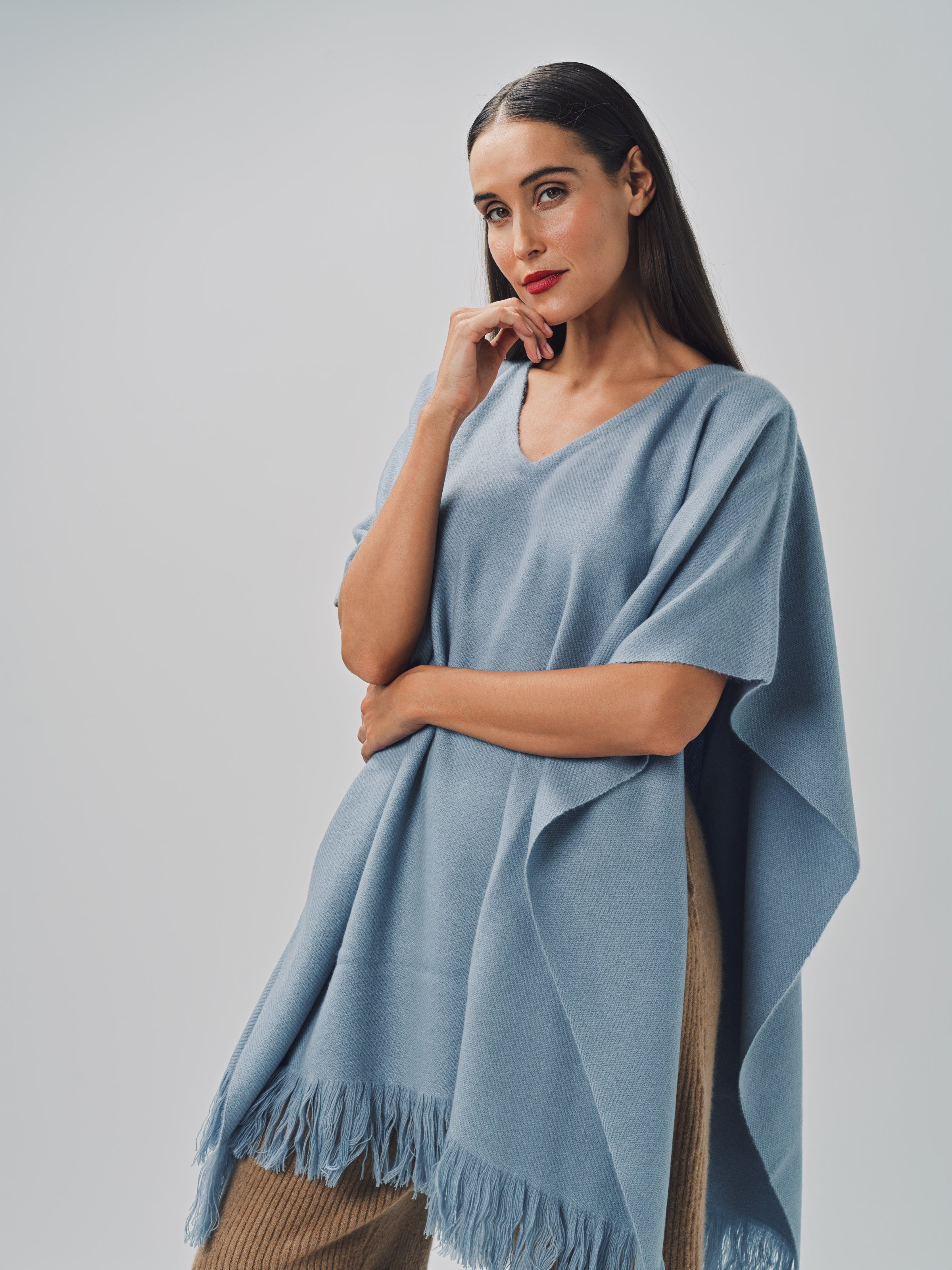 Denis Colomb Classic Poncho Tourmaline / One size