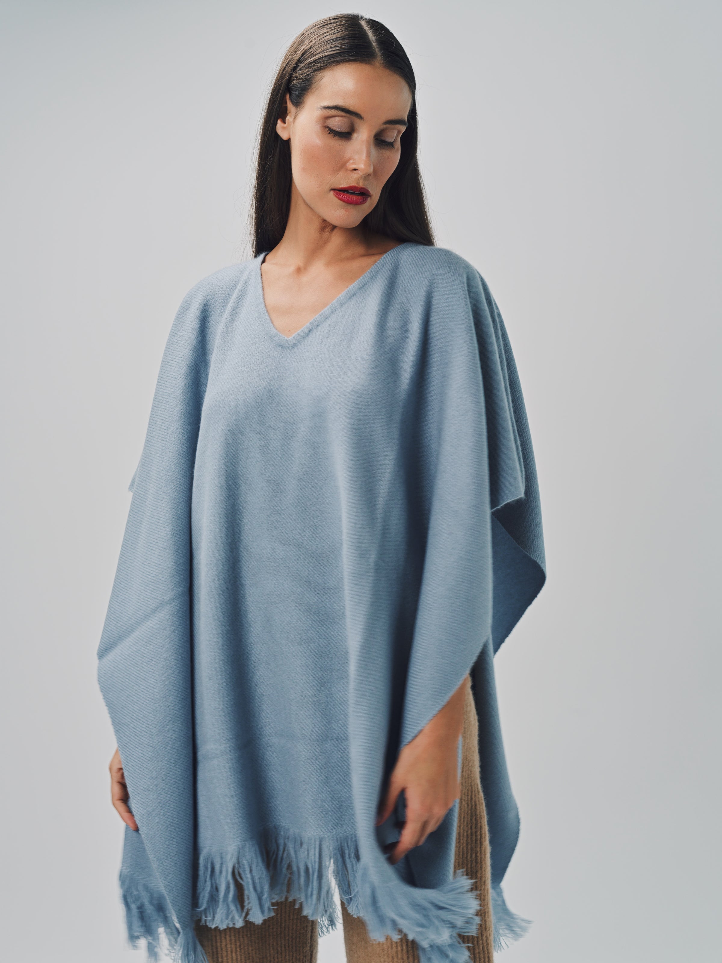 Denis Colomb Classic Poncho Tourmaline / One size