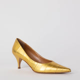 Alexa Wagner Gold Pump 60