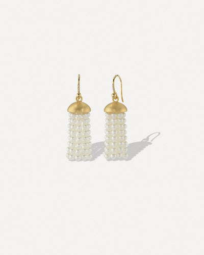 18K Yellow Gold Short Tassel Earrings with Akoya Pearl Strands on Diamond Pavé Earwire
