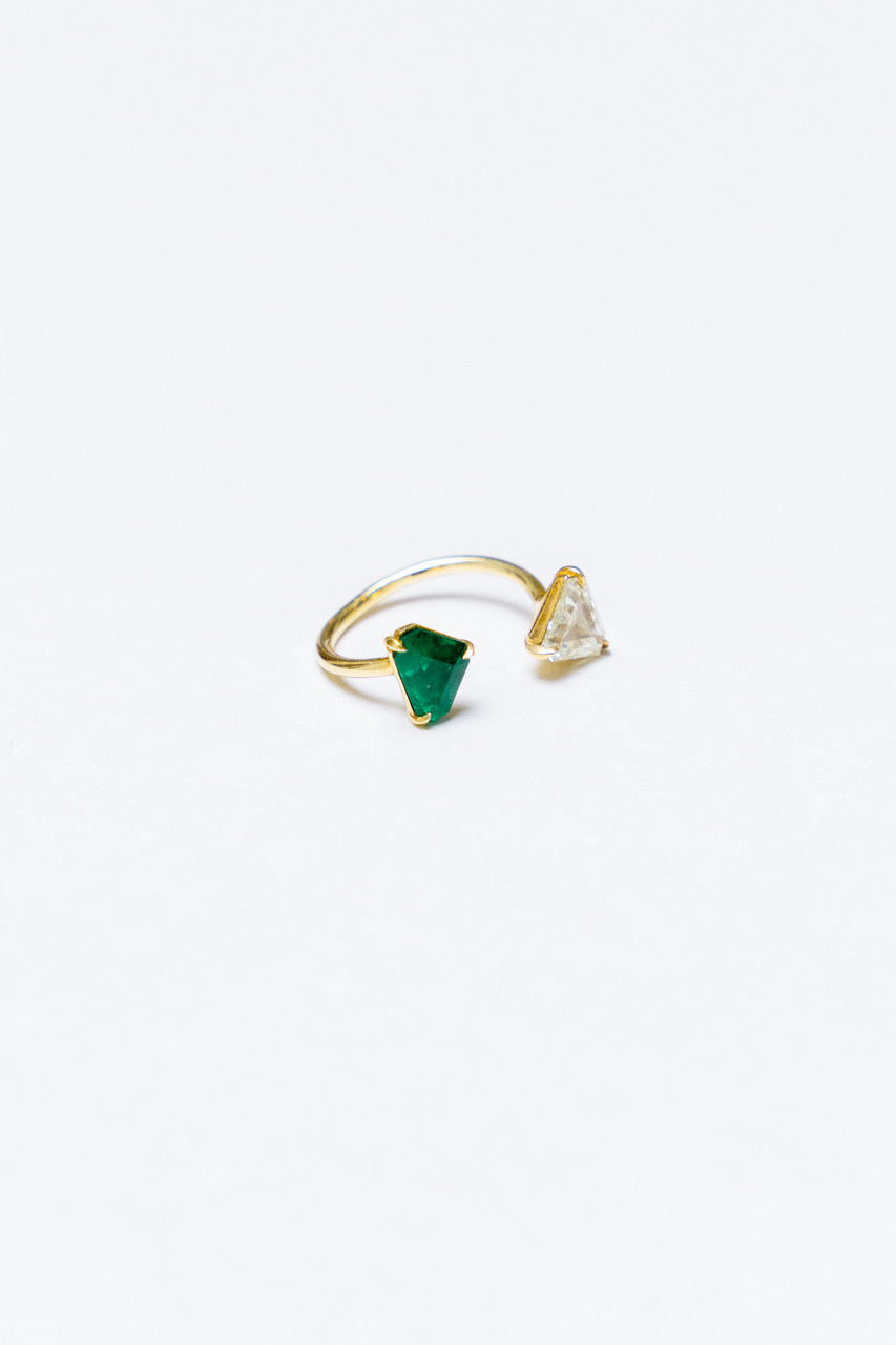 Coady-Cuhla-14K-Yellow-Gold-Floatie-Ring-with-Yellow-Natural-Diamond-and-Green-Emerald-Amarees