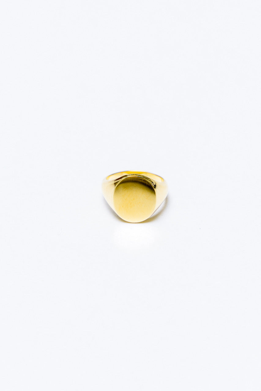 Coady-Cuhla-18K-Yellow-Gold-Oval-Signet-Ring-with-Hand-Engraved-Customization-Amarees