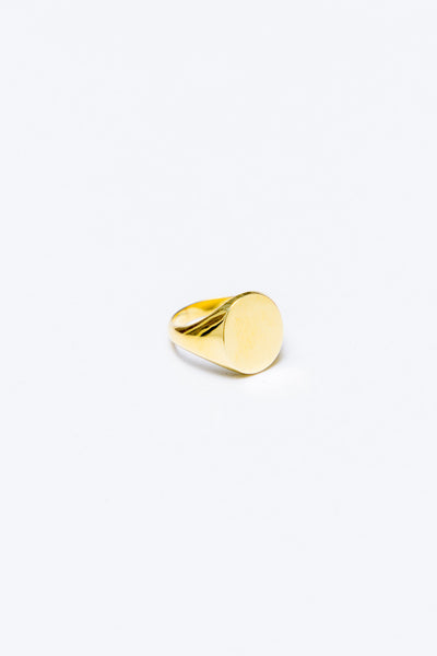 Coady-Cuhla-18K-Yellow-Gold-Oval-Signet-Ring-with-Hand-Engraved-Customization-Amarees