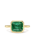 18K Emerald Bezel Set Ring