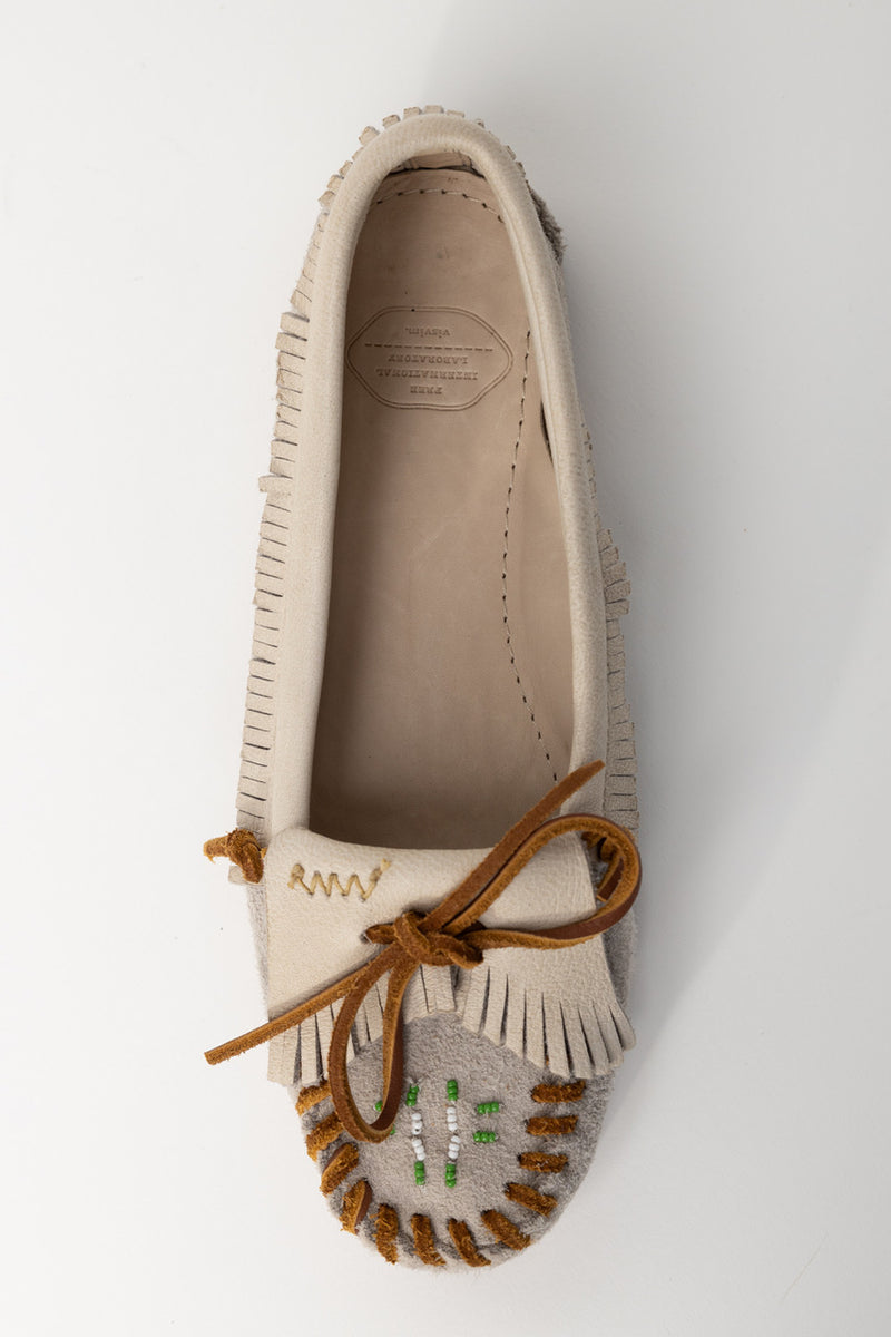 Elnu Moccasin Folk