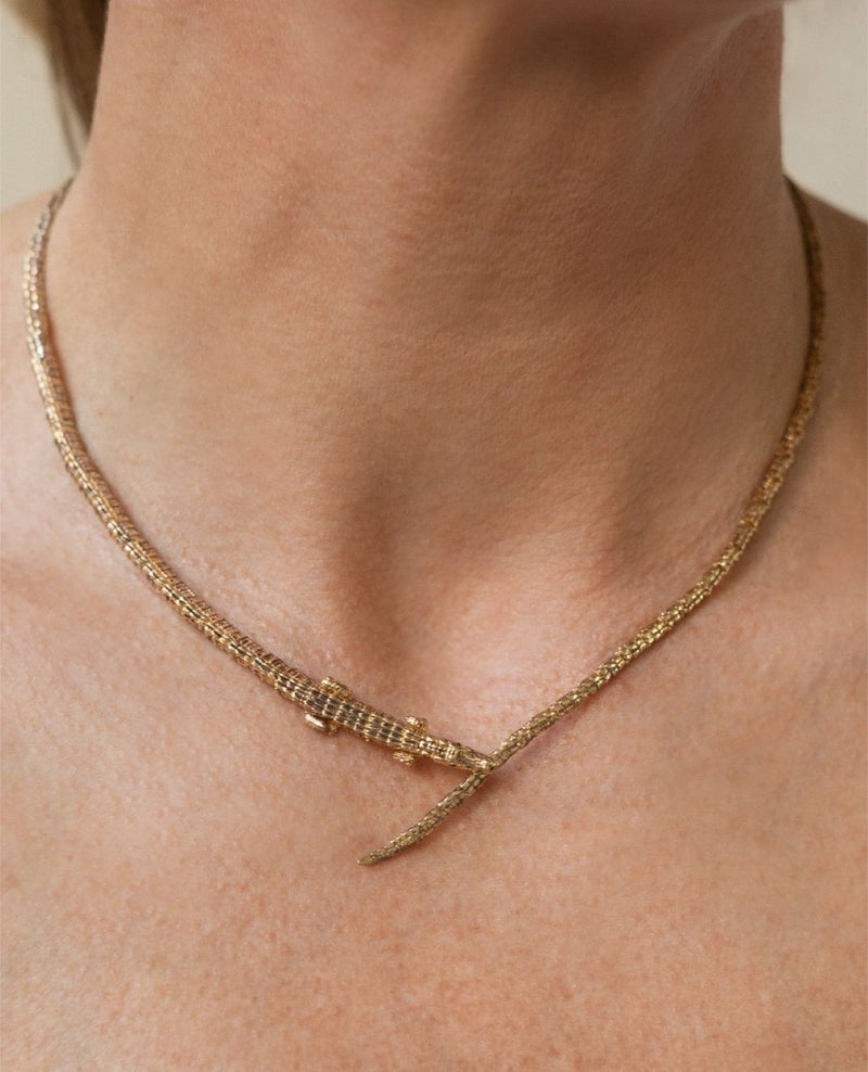 18K Yellow Gold Thin Alligator Wrap Necklace