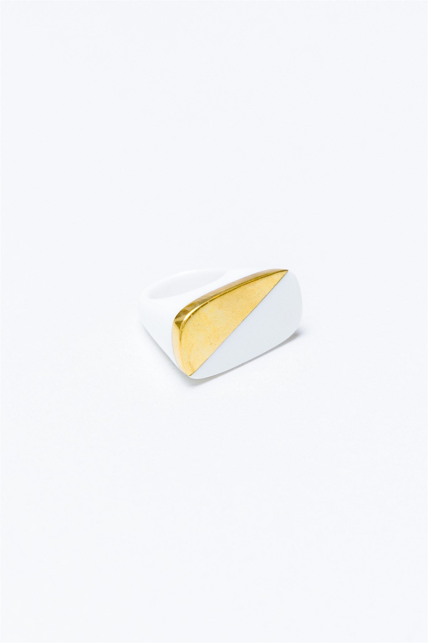 Lisa-Eisner-Jewelry-hemisphere-ring-amarees