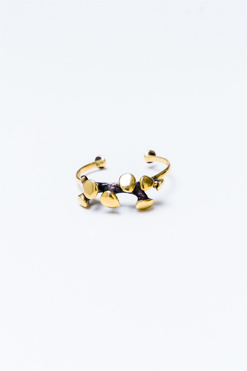 Lisa-Eisner-Jewelry-classic-spore-cuff-no-9-amarees