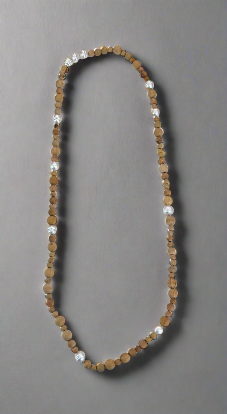 Sandlewood Beads and Australian Southsea Baroque
