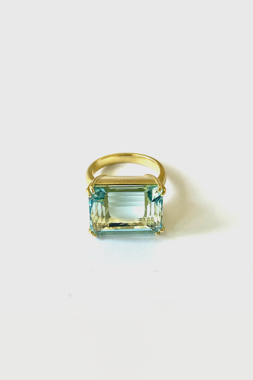 18K Yellow Gold Gemmy Gem Ring Set with Aquamarine