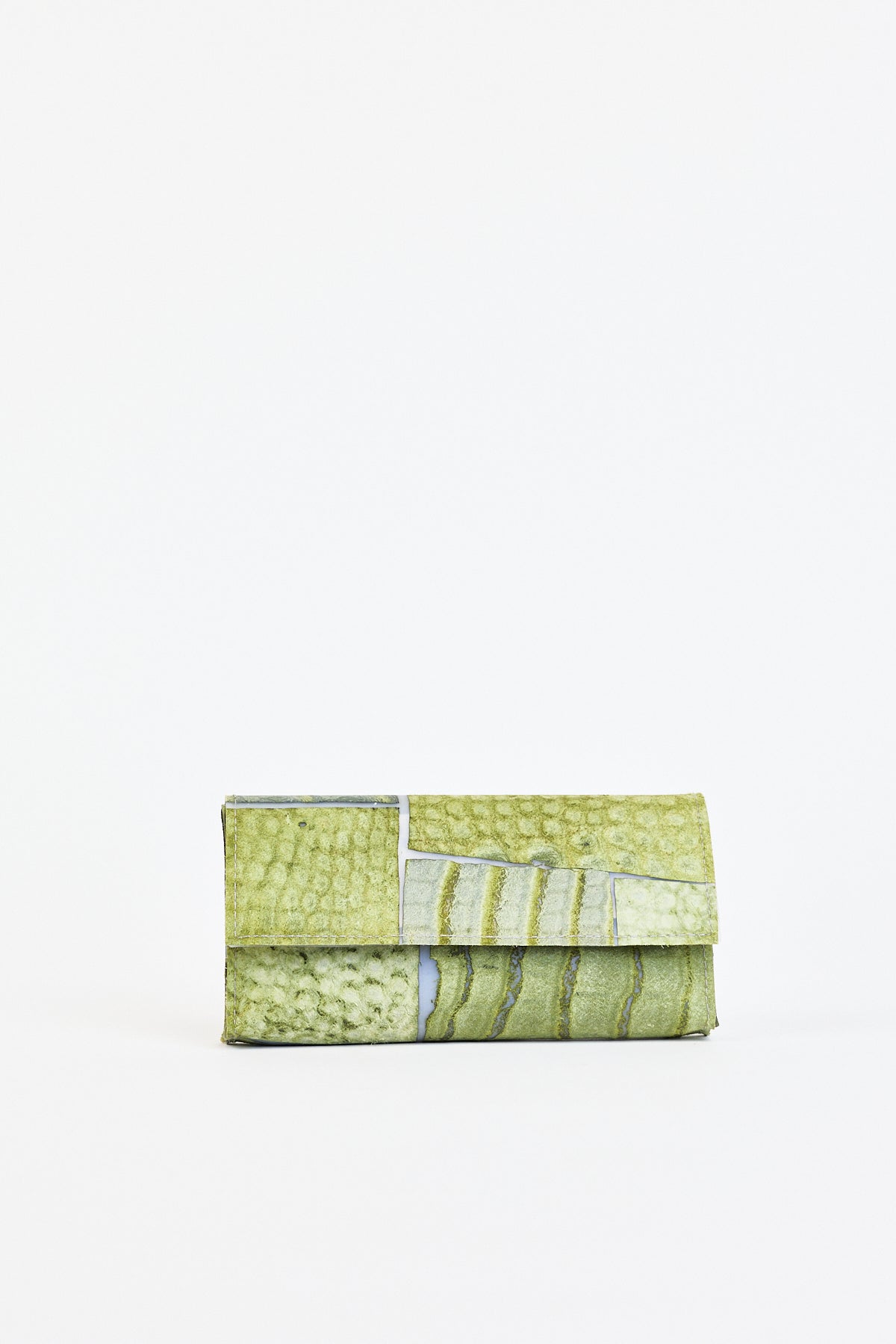 Raw Leather Sharp Edge Case