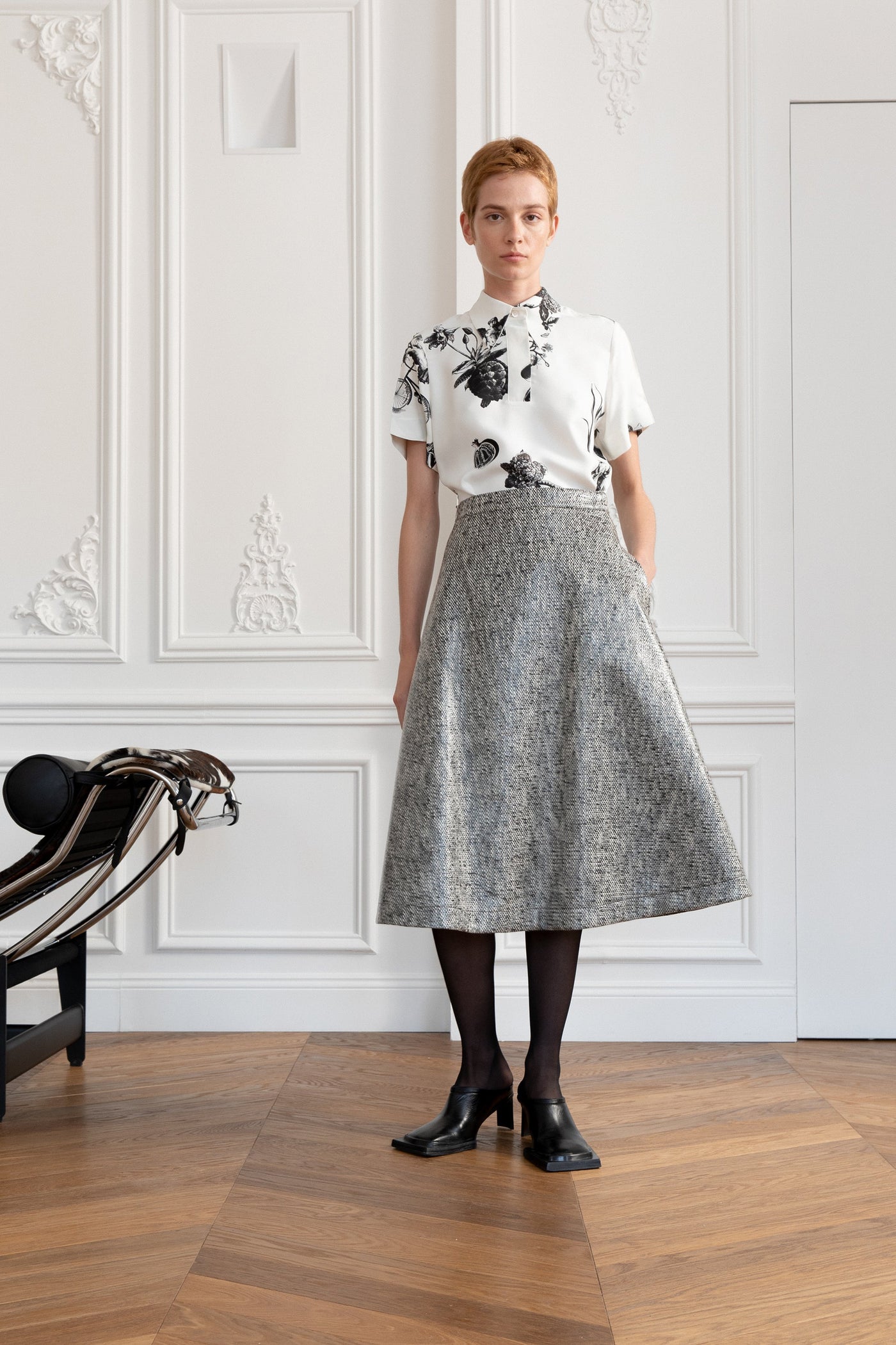 Maison-Rabih-Kayrouz-Short-Sleeve-Top-Black-and-White-Silk-Amarees