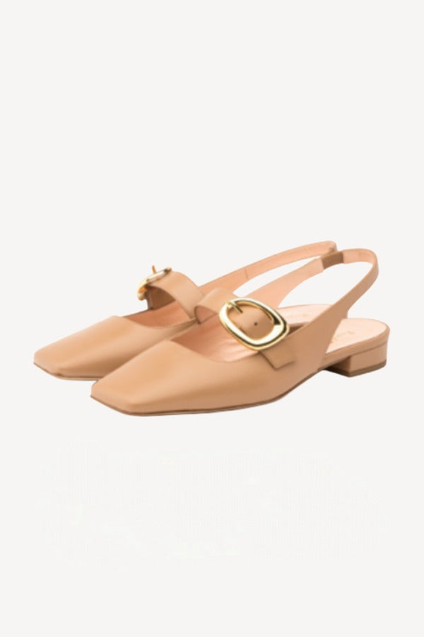 Pair view cremino kakoda slingback flat on white background, with no model shown.
