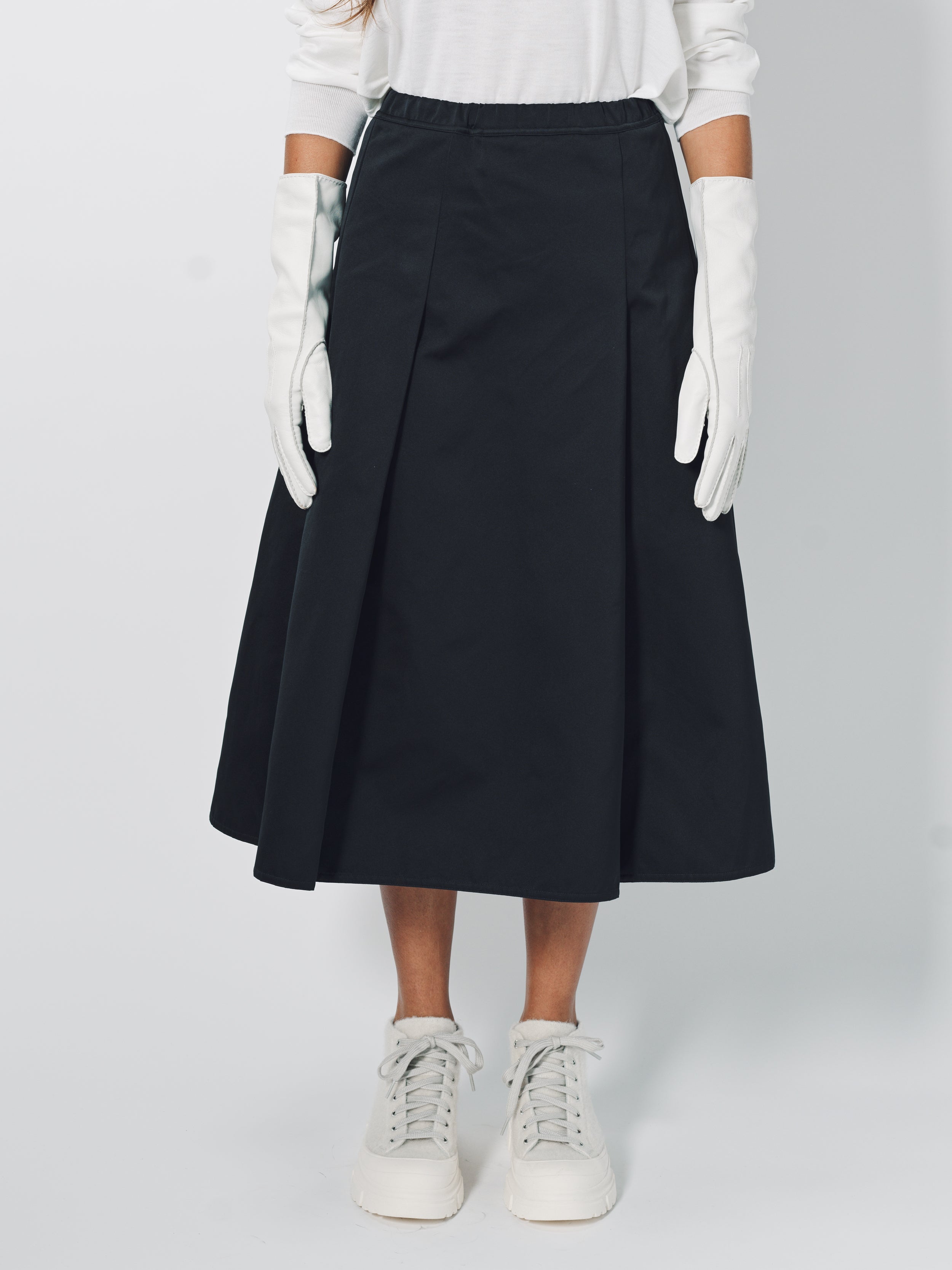 Sofie D'Hoore Sisli Skirt in Satin 32 / Black