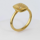 18K Yellow Gold Into the Wild Starburst Ring