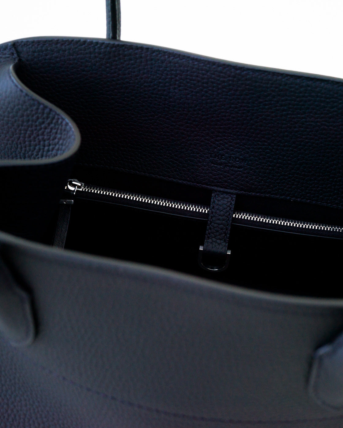Margaux Shoulder 12