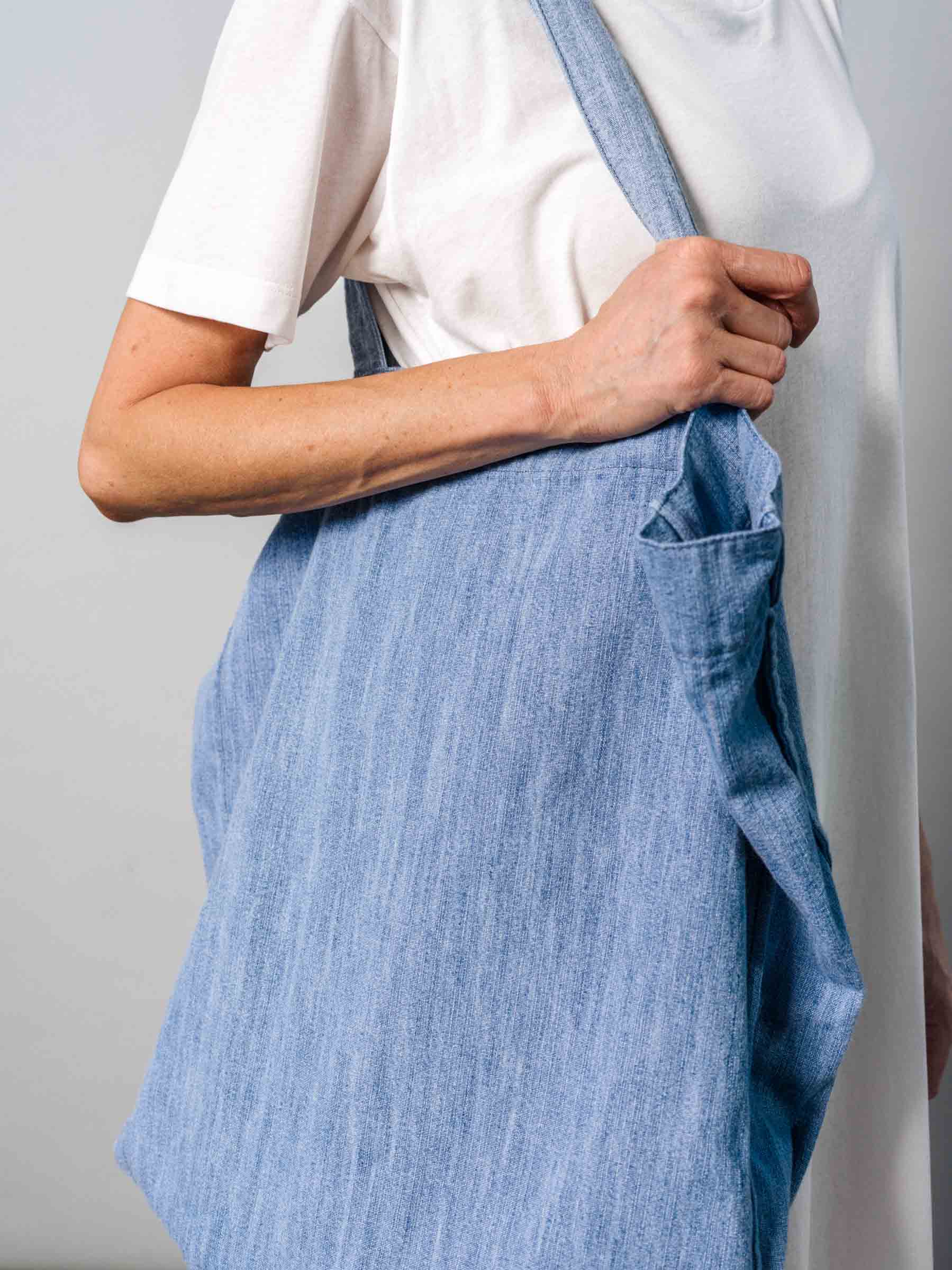 Teller Tote 23