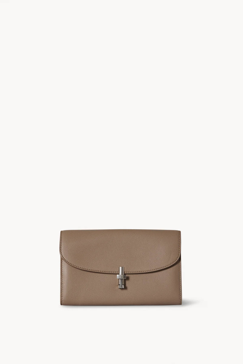Sofia Continental Wallet