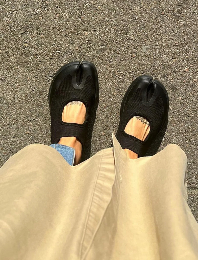 Tabi Sandal