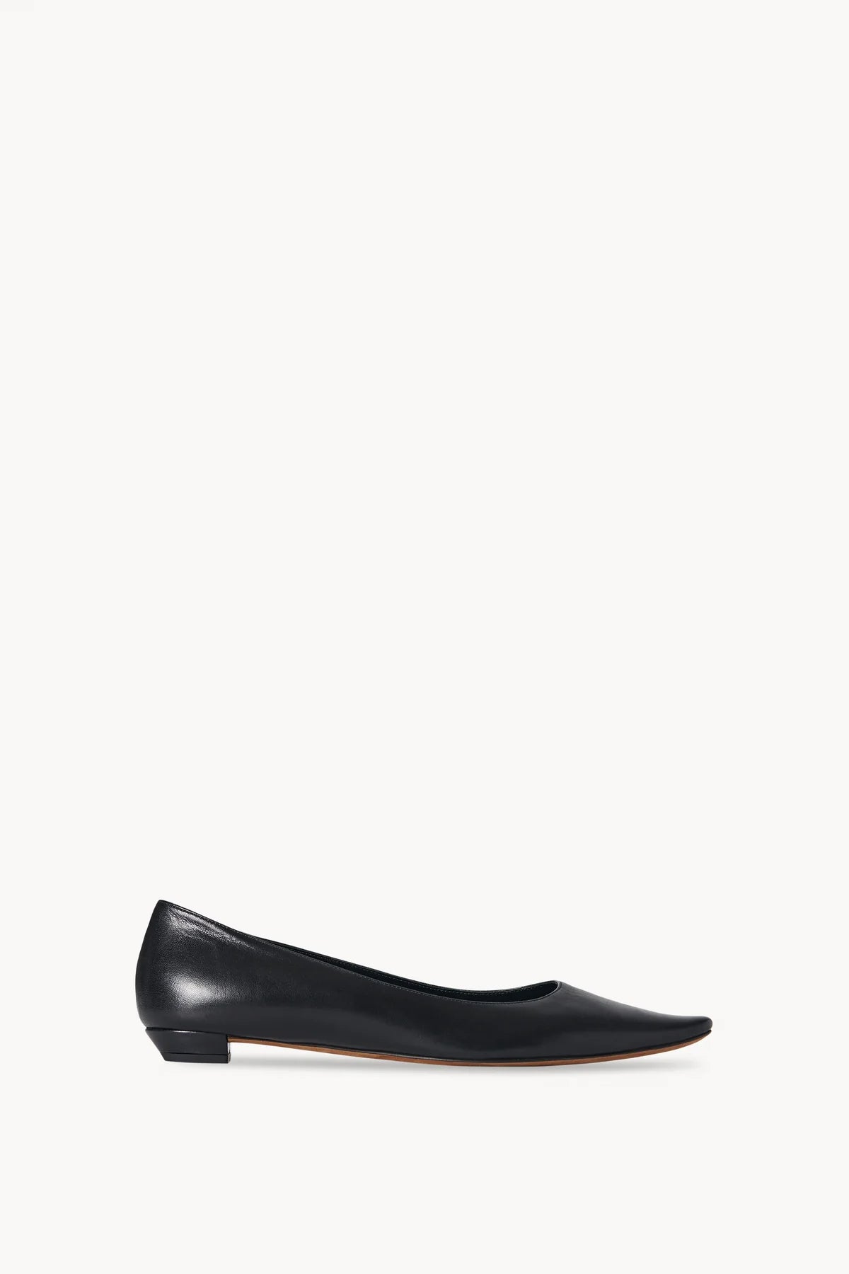 the-row-claudette-flat-black-amarees