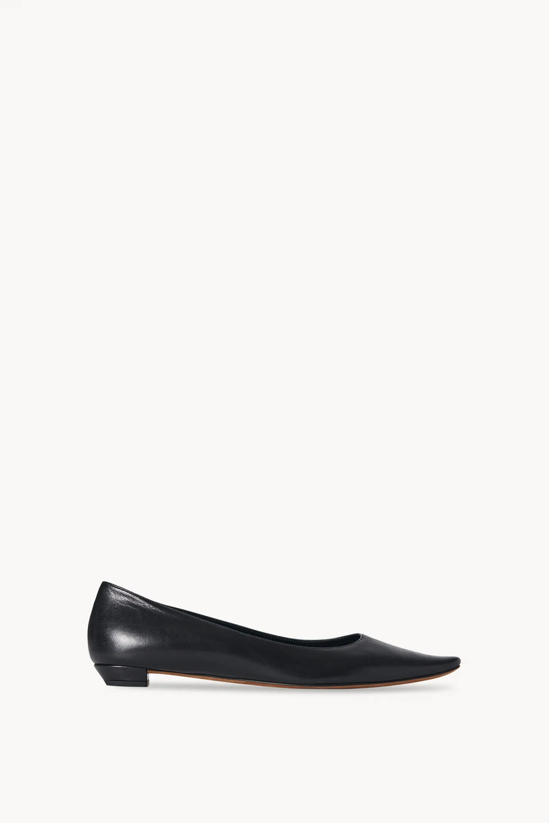 the-row-claudette-flat-black-amarees