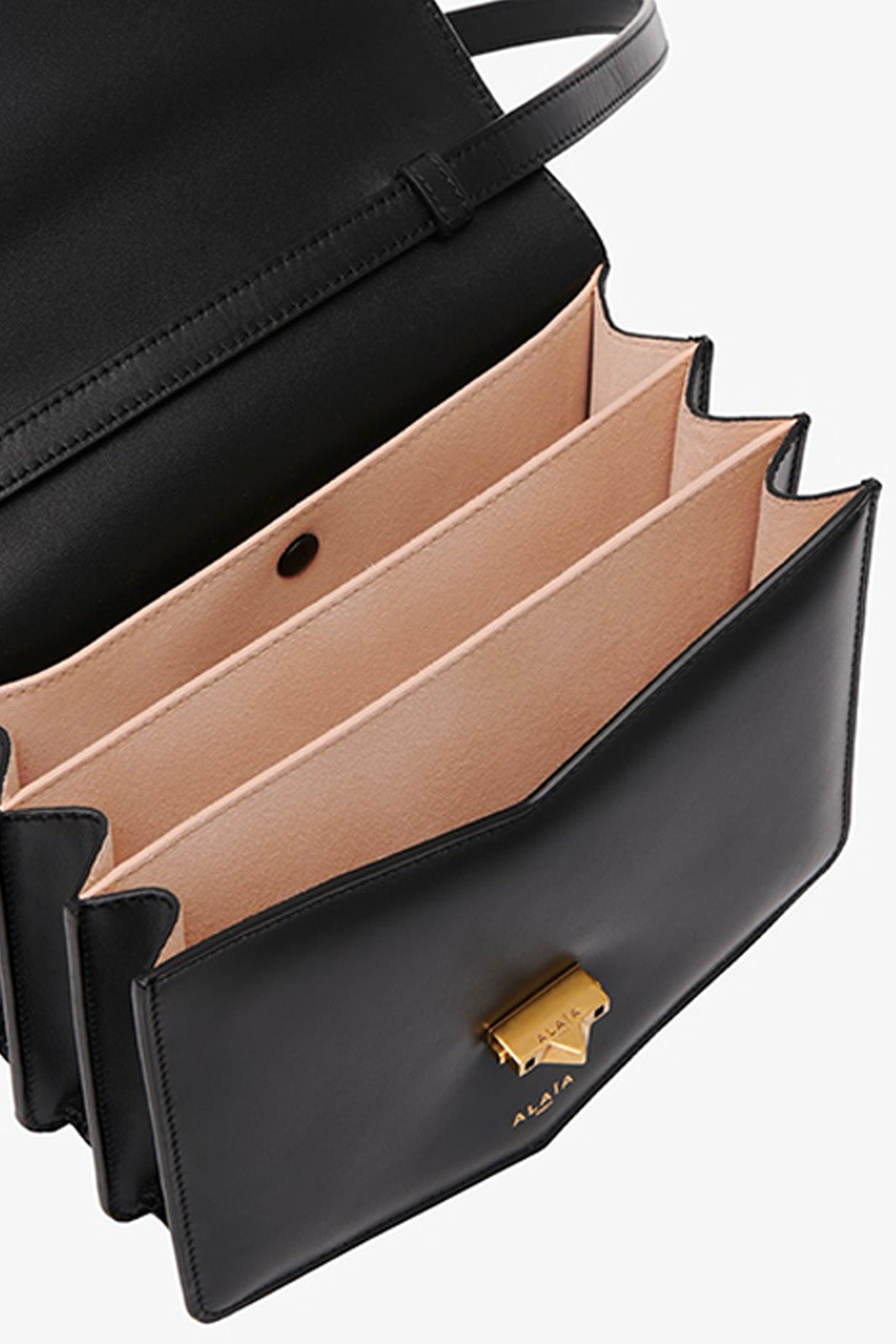 alaia-le-papa-box-bag-black-amarees